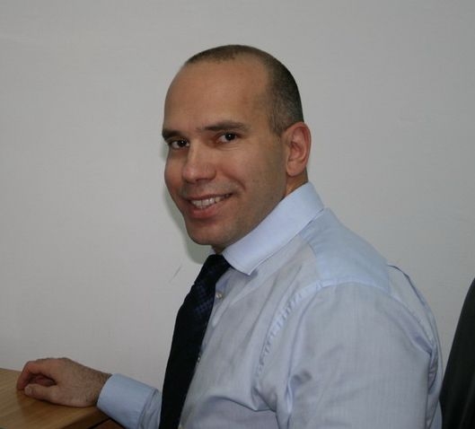 ΣΙΓΜΑ ΜΕΣΙΤΕΣ ΑΣΦΑΛΙΣΕΩΝ - Γιώργος Σεραφειμίδης: «Είμαστε επαγγελματίες, όχι επιχειρηματίες» (Απρίλιος 2011)