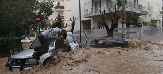 Άνω των €5 εκατ. οι ασφαλιστικές αποζημιώσεις για τις πρόσφατες βροχοπτώσεις στην Αττική