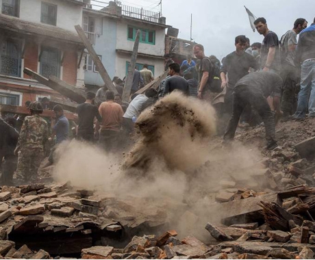 Σε εγρήγορση οι ασφαλιστικές στο Νεπάλ μετά τον καταστροφικό σεισμό