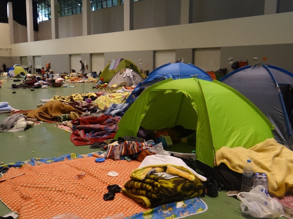 Οι εργαζόμενοι της Interamerican για τους πρόσφυγες του καταυλισμού στο Γαλάτσι