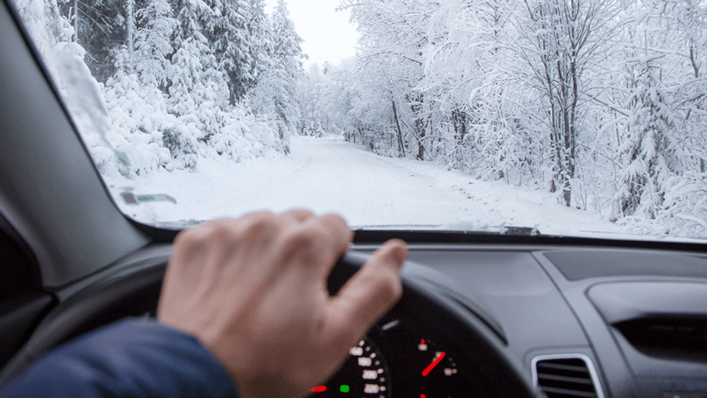 Οδήγηση τον χειμώνα; Προετοιμαστείτε, για να είστε ασφαλείς!