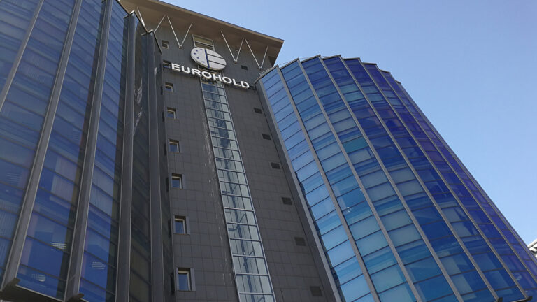 Έσοδα €2,4 δισ. στο 9μηνο ανακοίνωσε ο Όμιλος Eurohold