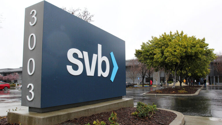 DBRS Morningstar: Οι τράπεζες θα απορροφήσουν τις ζημιές από τη χρεοκοπία της SVB
