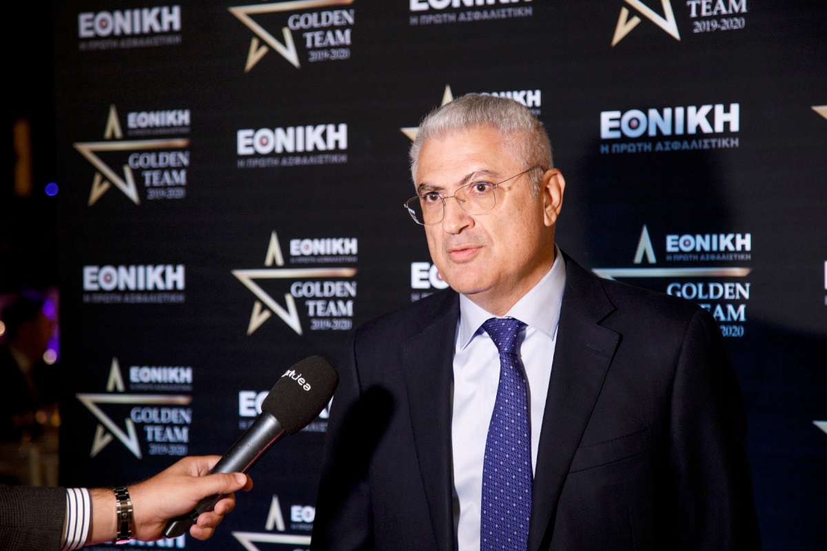 Η Εθνική Ασφαλιστική βράβευσε τη «Χρυσή Ομάδα» της