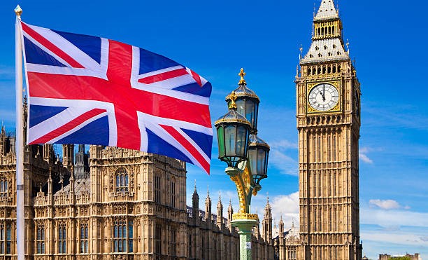 ΕΙΑΣ: Εκπαιδευτικό Πρόγραμμα Business and Insurance English