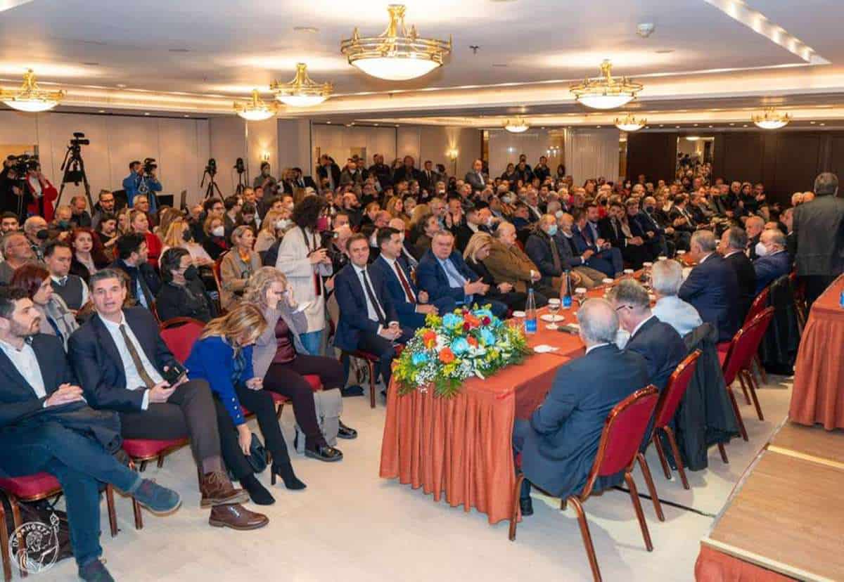 ΕΕΑ: Προσφυγή στη Δικαιοσύνη από τους ελεύθερους επαγγελματίες για το νέο φορολογικό