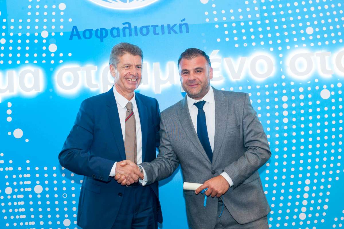 Η Υδρόγειος Ασφαλιστική βραβεύει τους συνεργάτες της