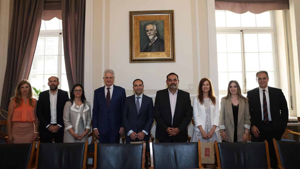 Fast-Track to ACCA: Κοινή πρωτοβουλία ACCA, ΟΠΑ και ΕY Ελλάδος