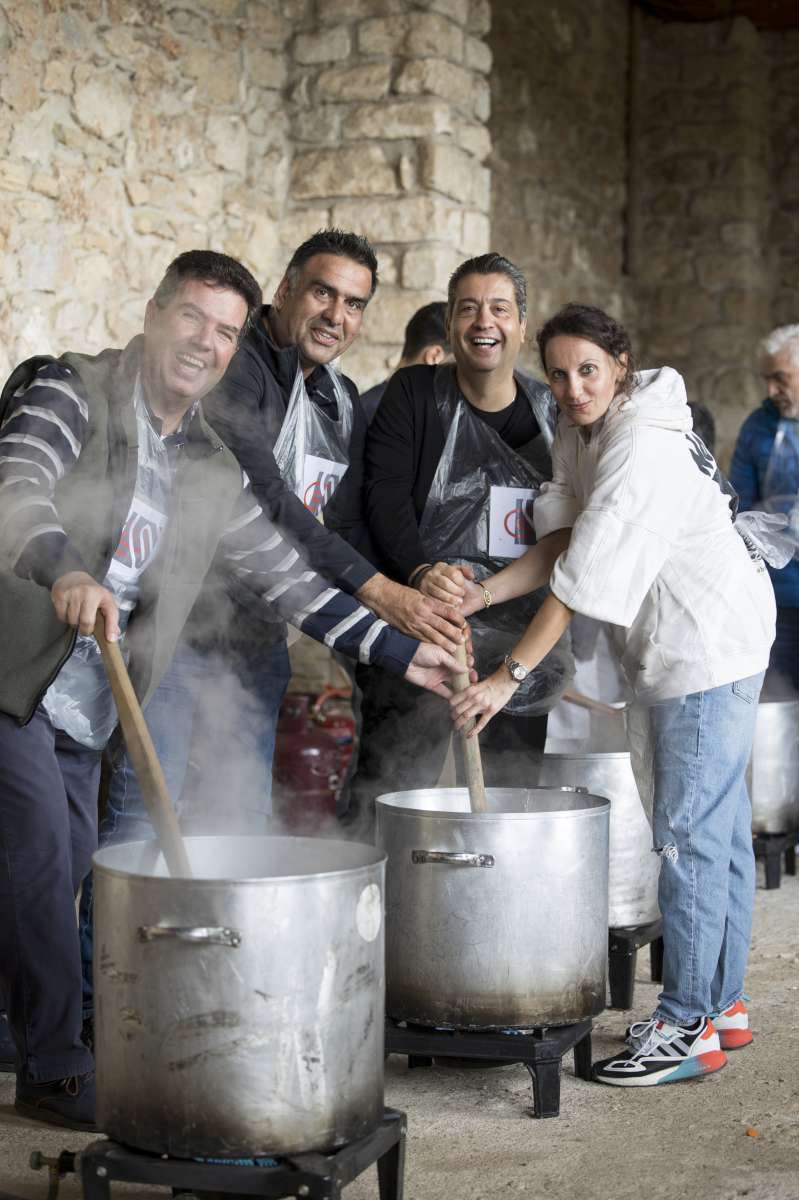 2.450 μερίδες φαγητό ετοιμάστηκαν από τον Σ.Ε.Σ.Α.Ε. σε συνεργασία με την Οργάνωση ΓΗ
