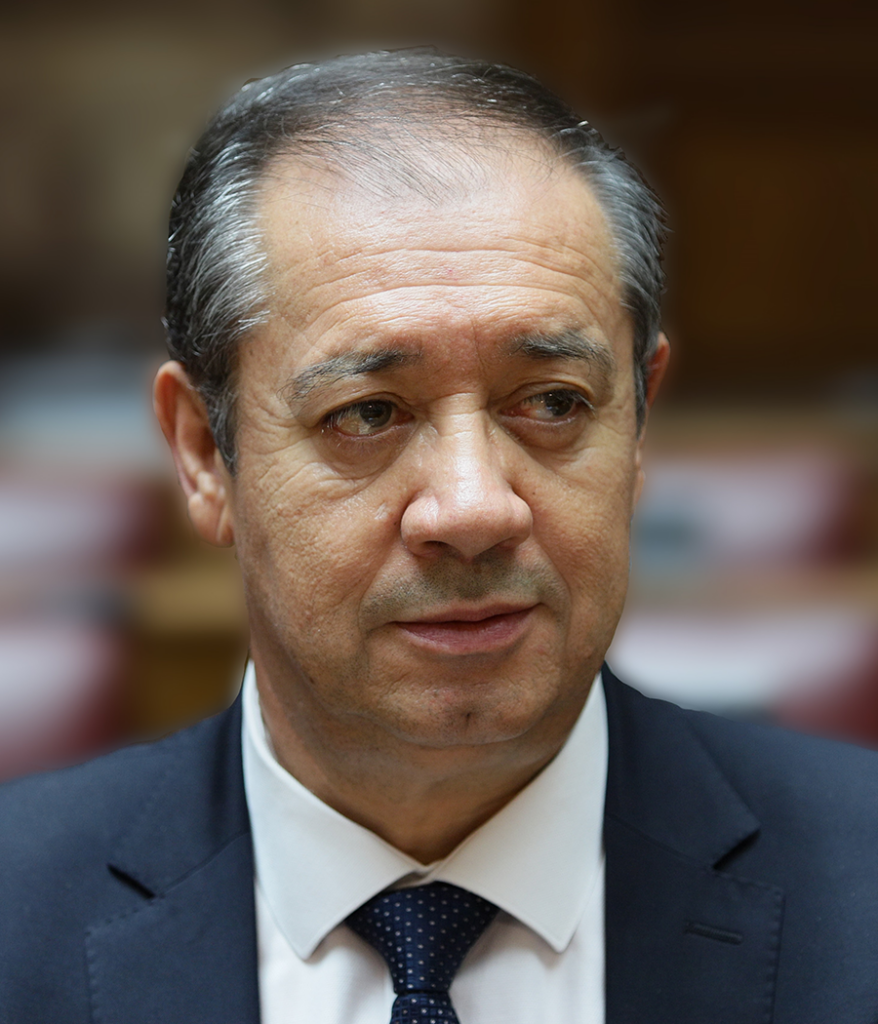 15 βουλευτές και λίγες… αράδες για την ψήφιση ενός καταστροφικού Νόμου!