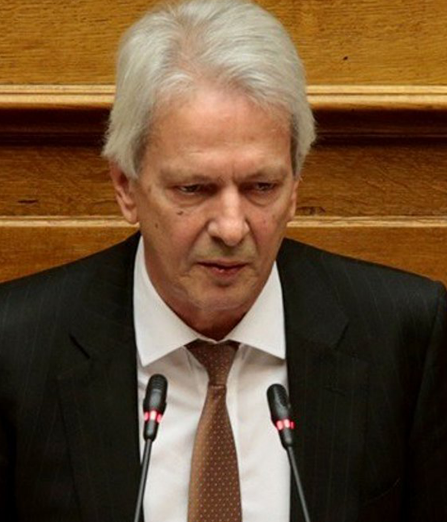 15 βουλευτές και λίγες… αράδες για την ψήφιση ενός καταστροφικού Νόμου!