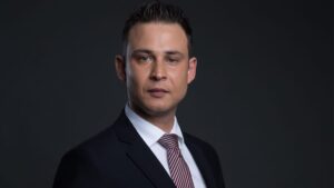 Μπορούν οι Μικρομεσαίες Επιχειρήσεις να είναι ανταγωνιστικοί εργοδότες;