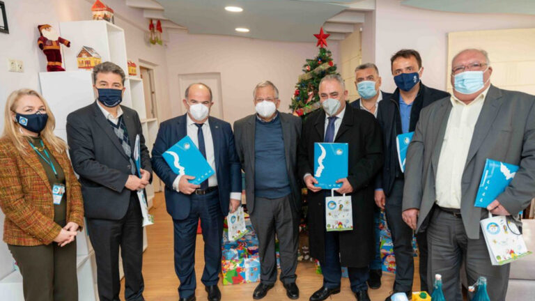 Το ΕΕΑ δίπλα στα παιδιά της «Κιβωτού του Κόσμου», της «Φλόγας» και του Οργανισμού «Το Χαμόγελο του Παιδιού»
