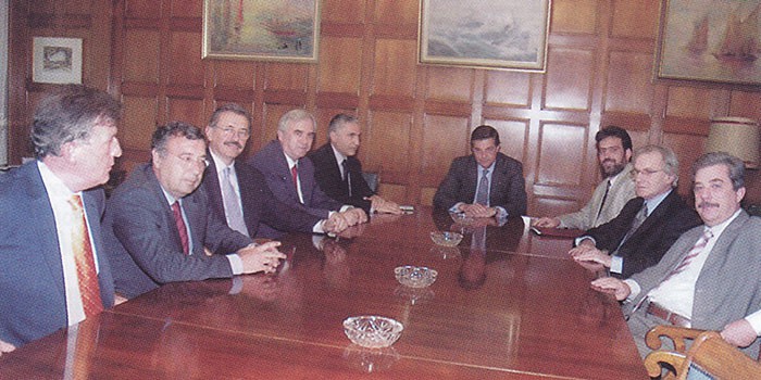 Από το αρχείο της «Α.Α.» - 2004
