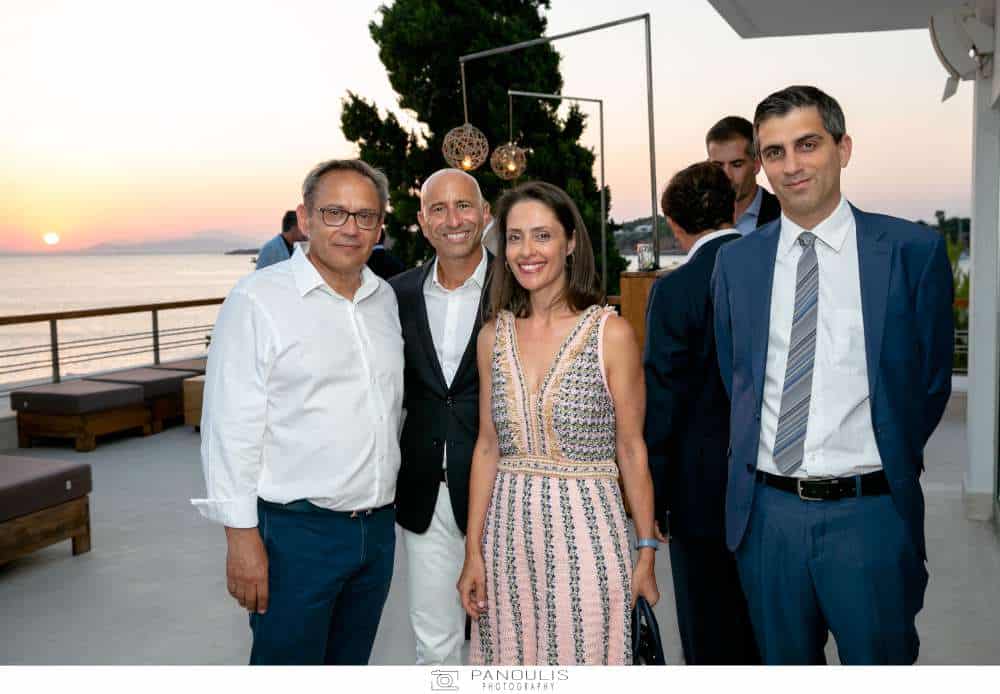 Το Υπουργείο Ανάπτυξης και ο Δήμος Αθηναίων συνάντησαν Ελβετούς επιχειρηματίες