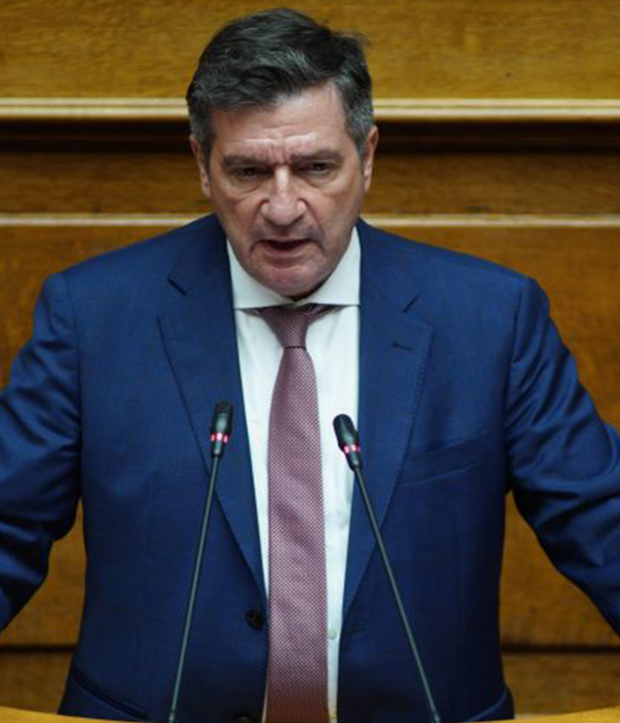 15 βουλευτές και λίγες… αράδες για την ψήφιση ενός καταστροφικού Νόμου!