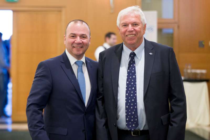 Η Υδρόγειος τιμά τους ανθρώπους της πρώτης γραμμής της ασφάλισης
