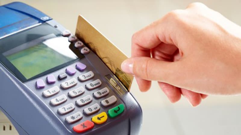 ΕΕΑΕ: Δεν υποχρεούνται αλλά καλό είναι να διαθέτουν POS οι Ασφαλιστικοί Διαμεσολαβητές