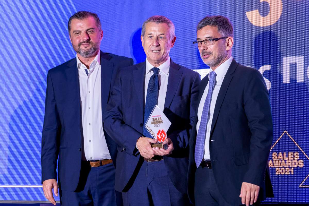 Φωτογραφικά στιγμιότυπα από τις βραβεύσεις των κορυφαίων της Interamerican