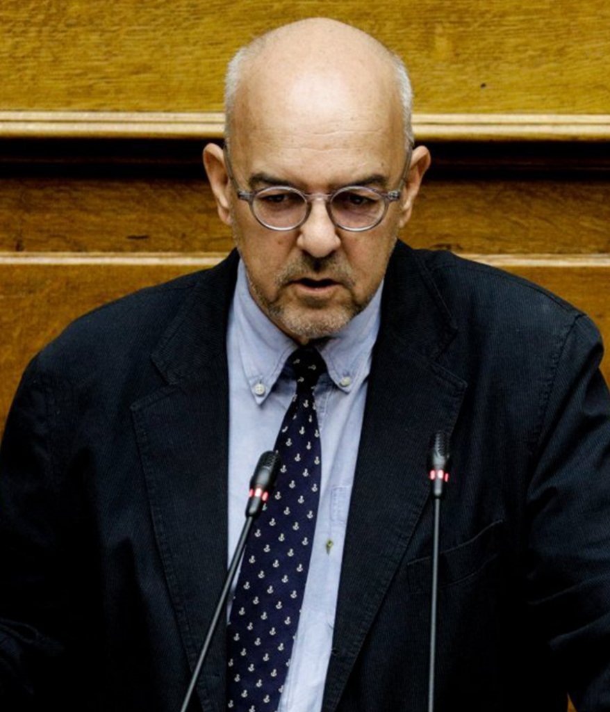 15 βουλευτές και λίγες… αράδες για την ψήφιση ενός καταστροφικού Νόμου!