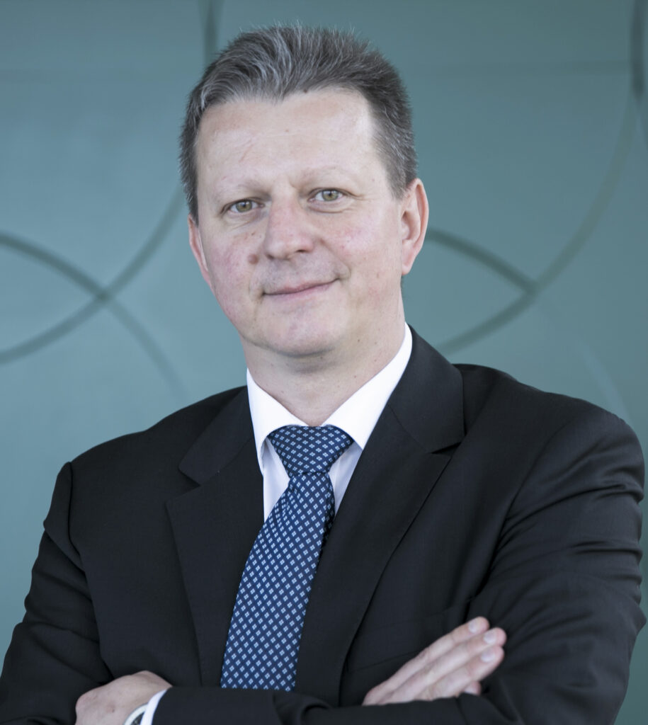 T. Herrmannsdorfer, Swiss Re: Ευκαιρίες και κίνδυνοι στα ψηφιακά οικοσυστήματα