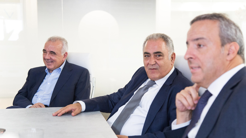 Συνάντηση Ν. Αντιμησάρη και Δ. Χατζηπαναγιώτου με MEGA BROKERS