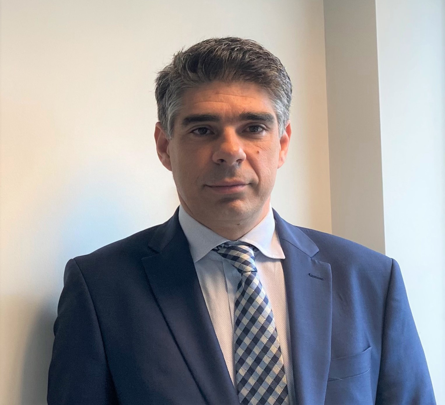 Κ. Καλημέρης: Έχει ιδιαιτερότητες η ασφάλιση ενός ηλεκτρικού οχήματος;