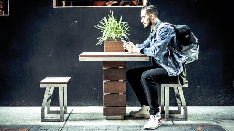 Γιάννης Τσαλπαράς: I am just a millennial