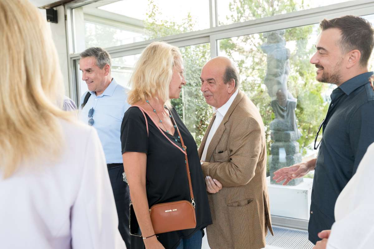 Συστάσεις! Το νέο βιβλίο του Κυριάκου Χατζηστεφάνου