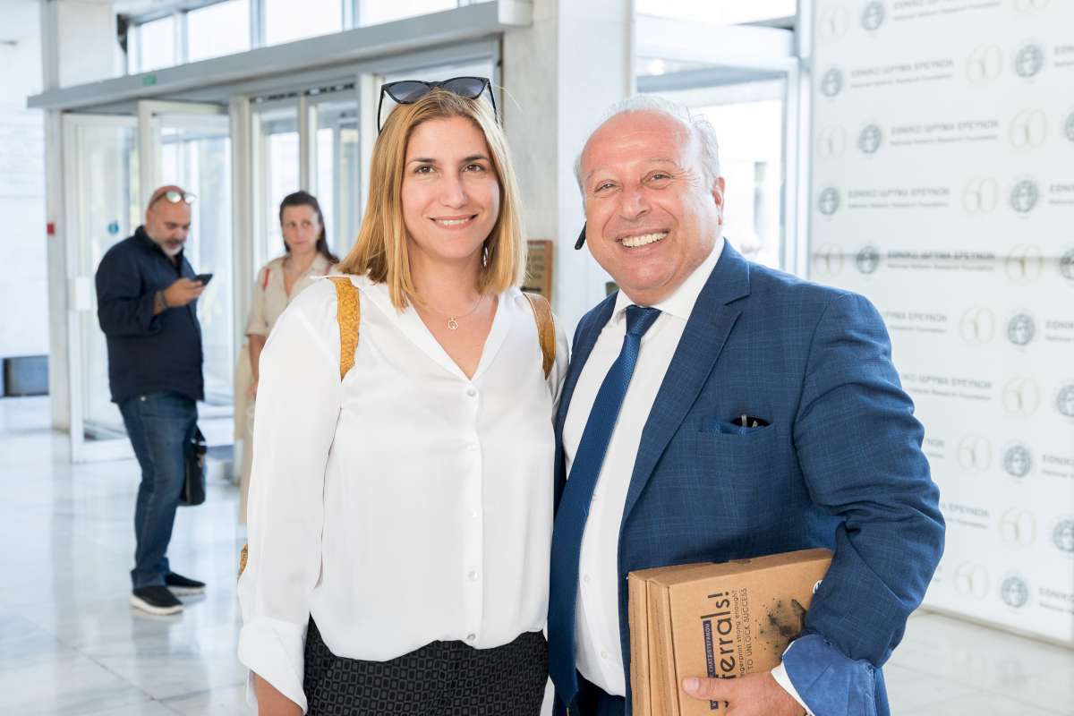 Συστάσεις! Το νέο βιβλίο του Κυριάκου Χατζηστεφάνου