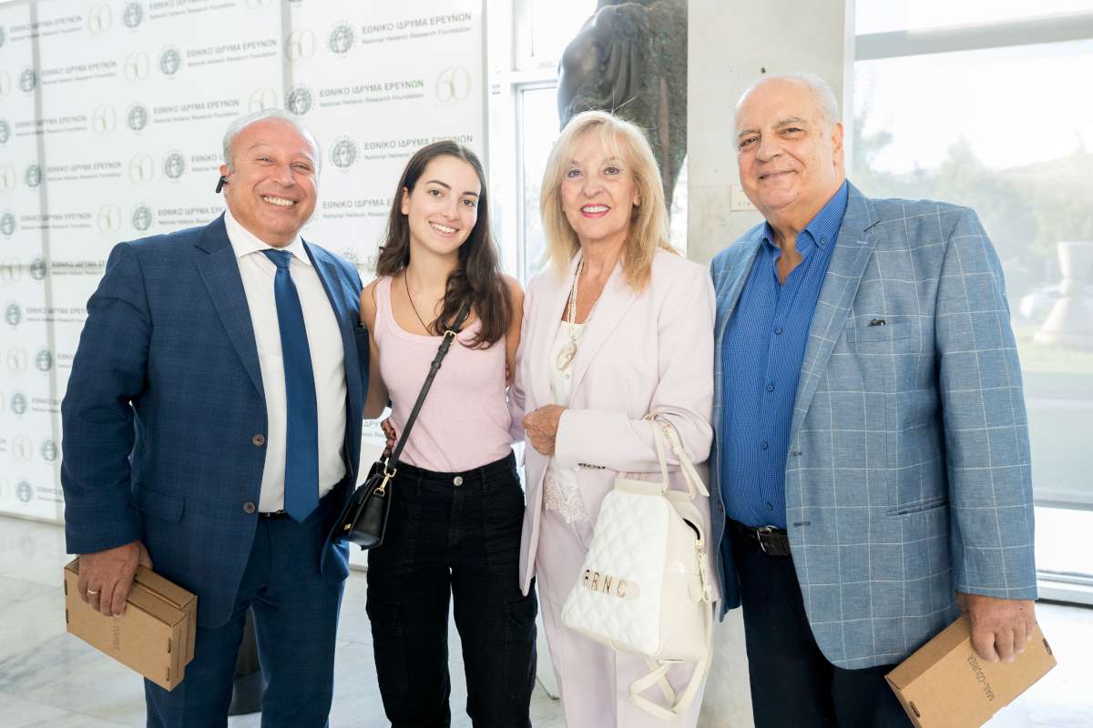 Συστάσεις! Το νέο βιβλίο του Κυριάκου Χατζηστεφάνου