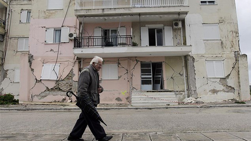 Ευτυχώς, οι ασφαλιστικές δεν λειτουργούν όπως το κράτος!