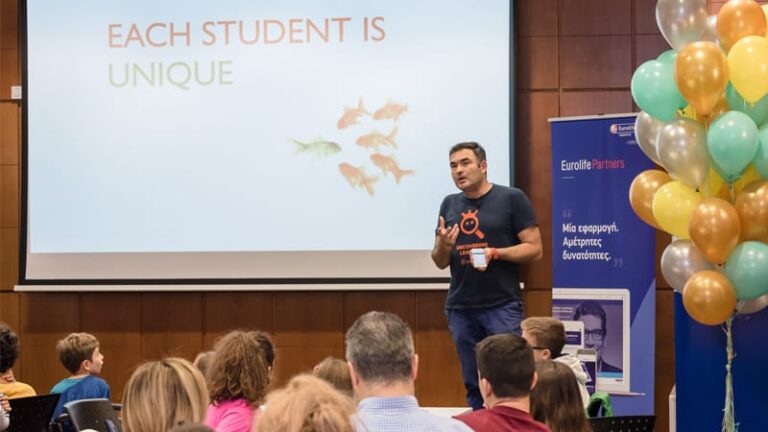 TOMORROBOT 2018: Η Eurolife ERB συνεχίζει τις πρωτότυπες εκπαιδευτικές δράσεις της