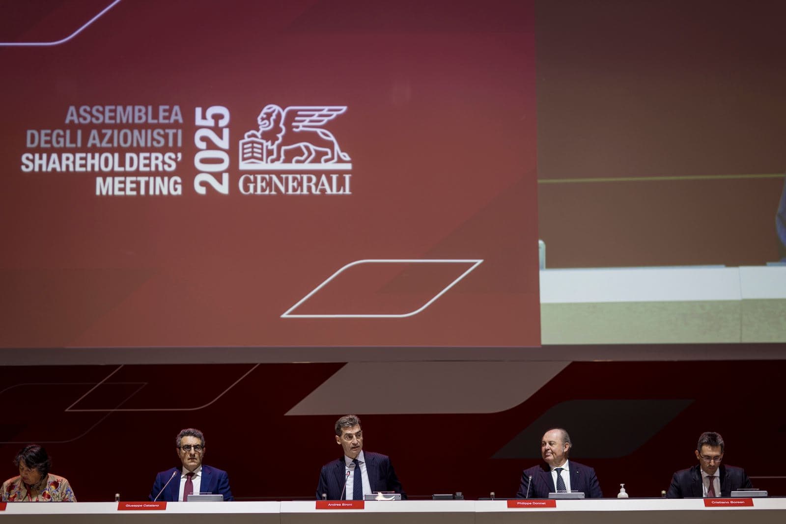 Generali: Ισχυρή εντολή από τους μετόχους για την ανανέωση της θητείας του Philippe Donnet