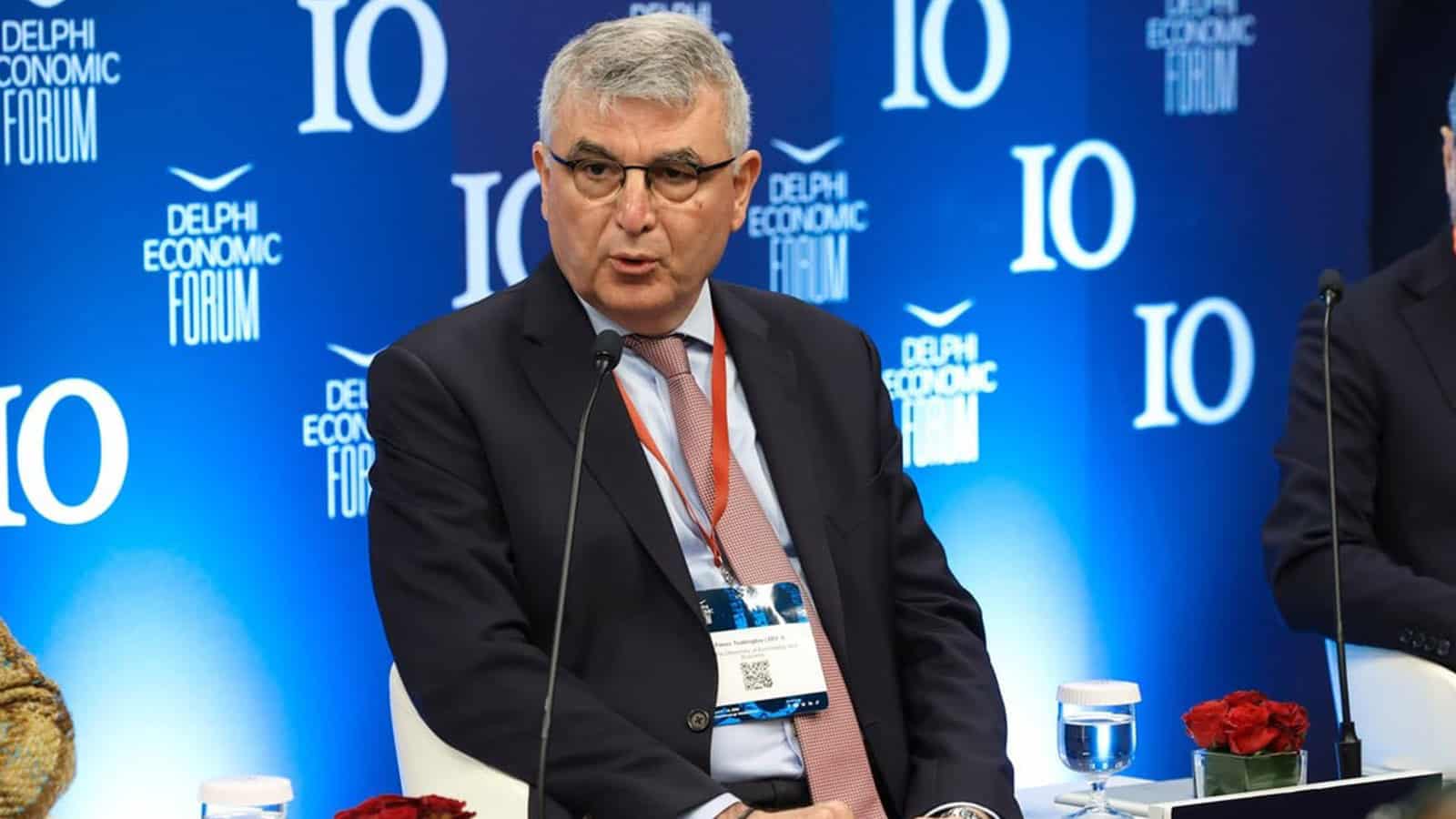 Π. Τσακλόγλου: Η Ελλάδα έφτασε στη χρεοκοπία και λόγω του συνταξιοδοτικού της συστήματος