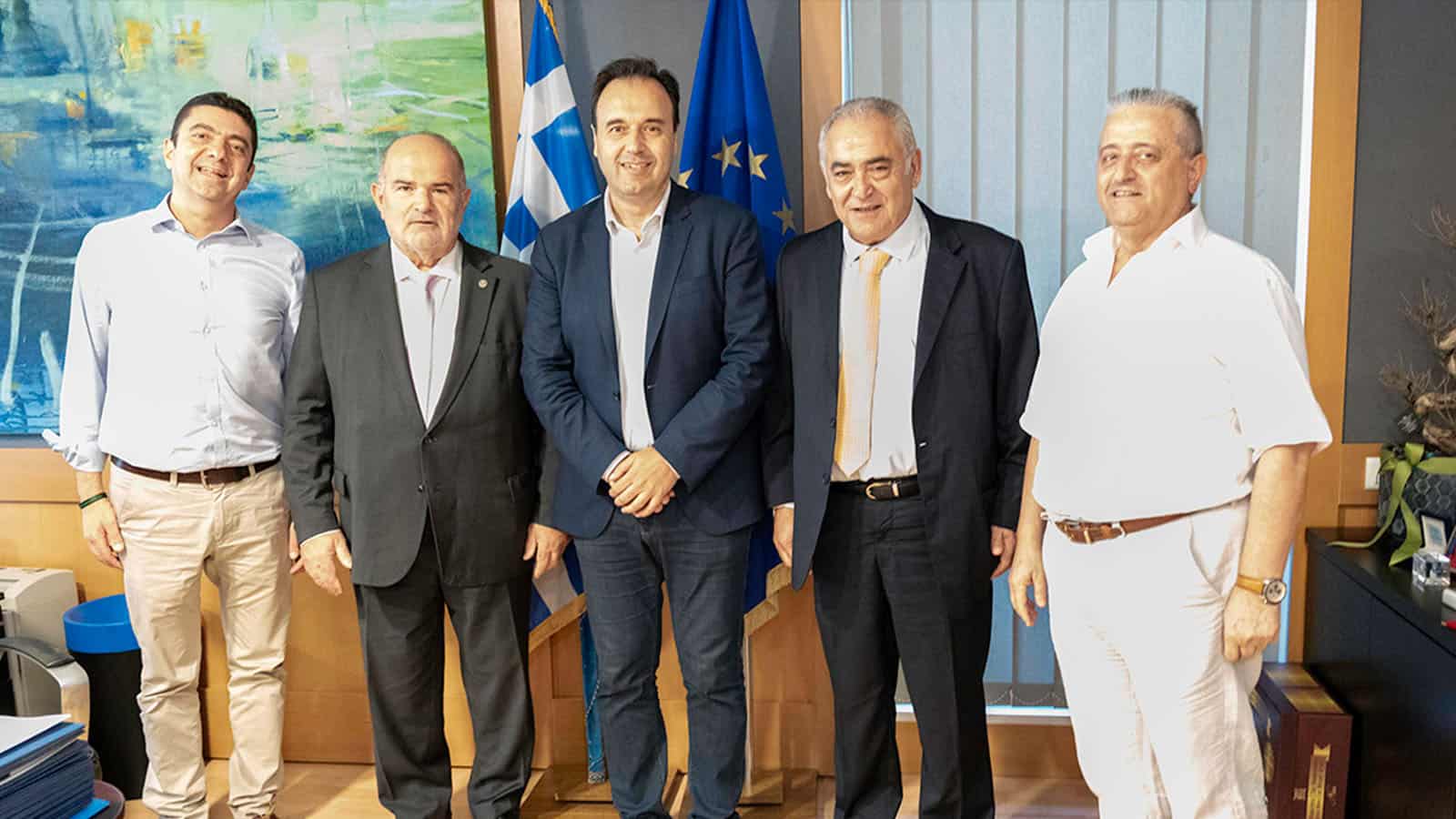 Συνάντηση ΕΕΑ – Παπαστεργίου: «Φως» για τη λύση του προβλήματος των ανασφάλιστων οχημάτων το αμέσως επόμενο διάστημα