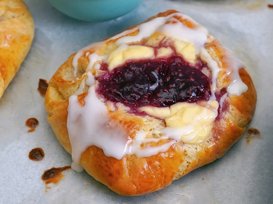 Danish Compromise και… καλή όρεξη! – Editorial, Νοέμβριος 2025