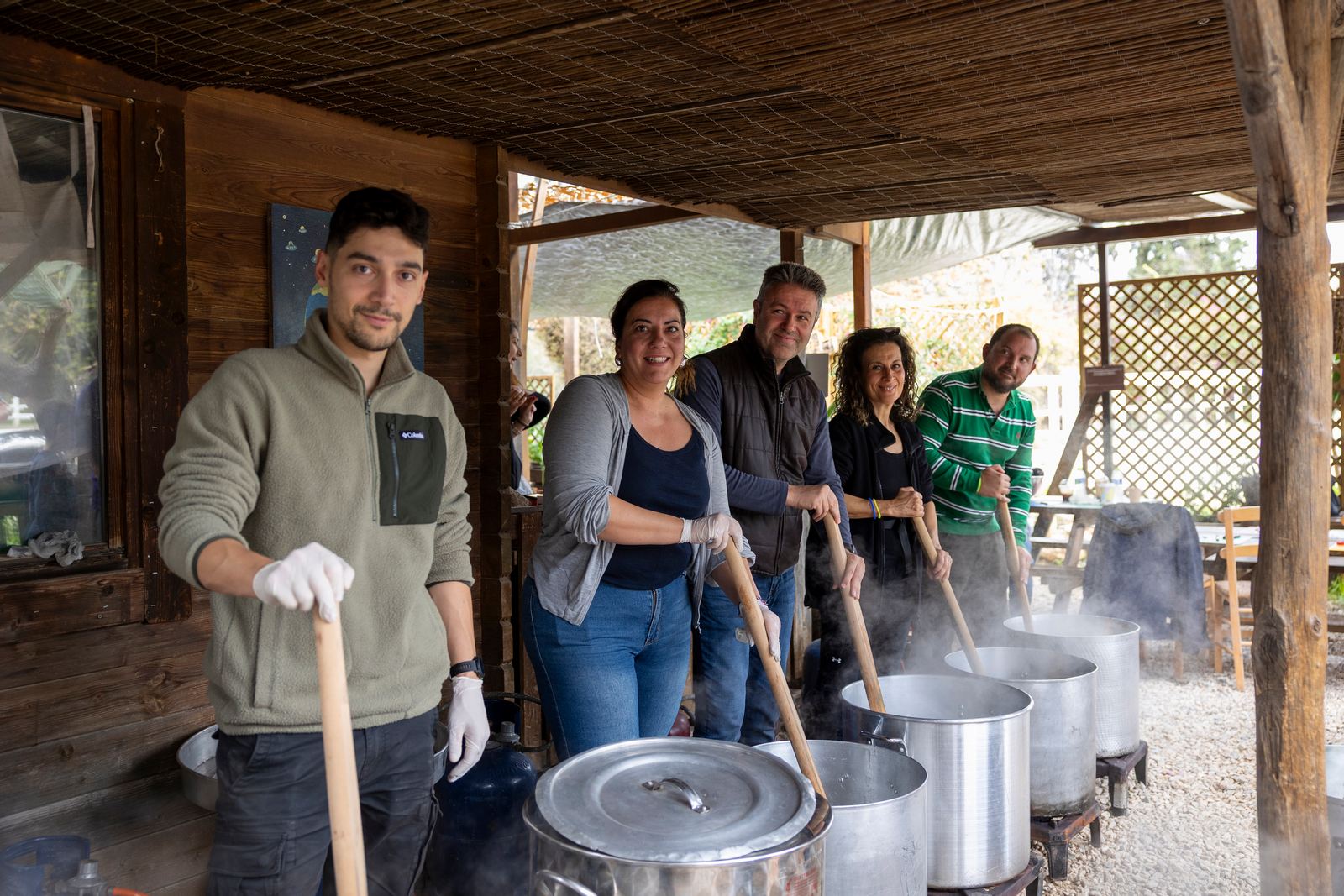 2.000 μερίδες φαγητό ετοιμάστηκαν από τον Σ.Ε.Σ.Α.Ε. σε συνεργασία με την Οργάνωση ΓΗ