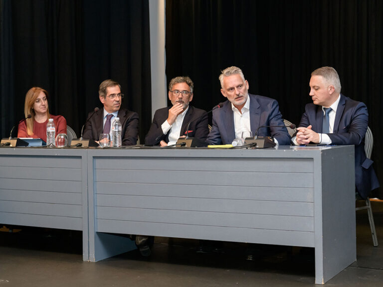 Ημερίδα ΕΕΘ: Με καλές προθέσεις αλλά και περιορισμένη ανταπόκριση των διαμεσολαβητών