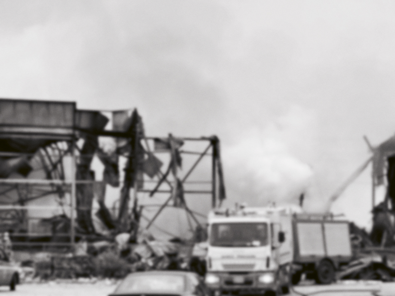 Κατάθεση στη συμφορά και στον θάνατο που σκόρπισε η έκρηξη και η φωτιά στη «Βιολάντα» (Editorial, Φεβρουάριος 2026)