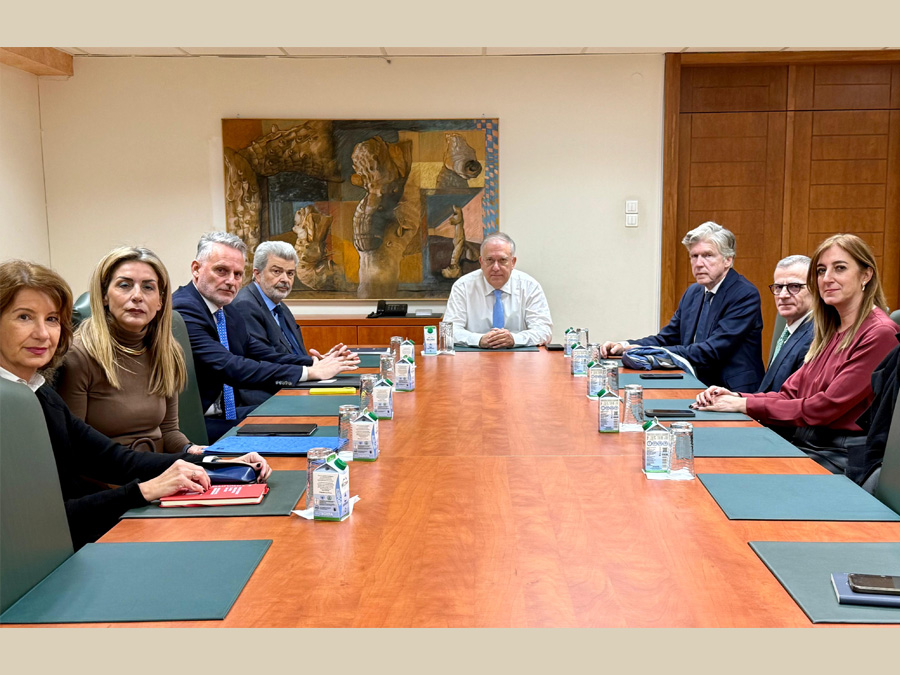 Συνάντηση του Υπουργού Ανάπτυξης Τάκη Θεοδωρικάκου με την ΕΑΕΕ