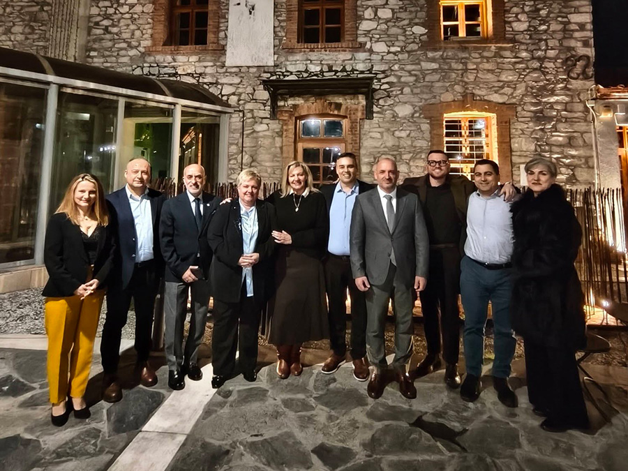 Ο Σύλλογος Επαγγελματιών Ασφαλιστών Ν. Λάρισας έκοψε την πίτα του