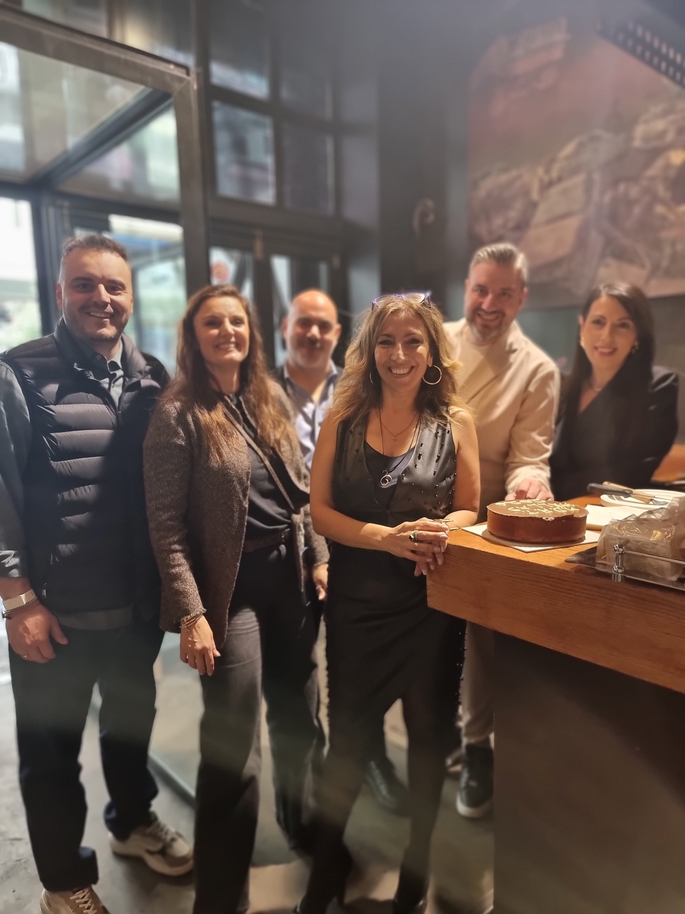 Η πρώτη κοπή πίτας του MDRT στην Ελλάδα Η πρώτη κοπή πίτας του MDRT στην Ελλάδα