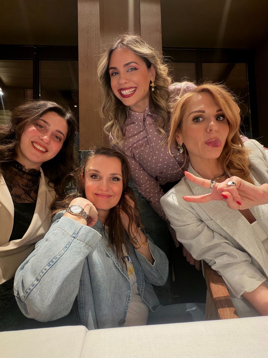 MDRT Power Table στο Zappa Ζαπείου