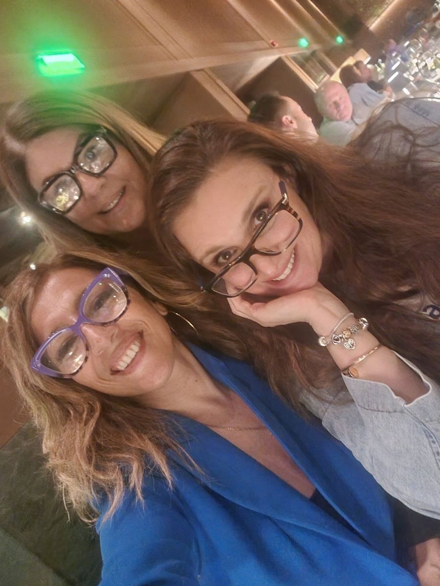 MDRT Power Table στο Zappa Ζαπείου