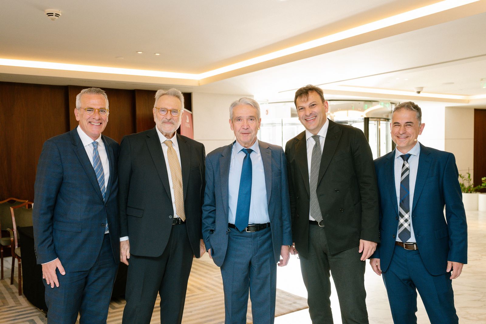 Επιθεώρηση Χρήστου Χρυσολόγου: Σε μόνιμη δυναμική Τροχιά Επιτυχίας!