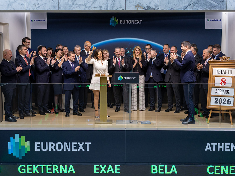 Η CrediaBank χτύπησε το καμπανάκι της Συνεδρίασης του Χρηματιστηρίου Αθηνών Η CrediaBank χτύπησε το καμπανάκι της Συνεδρίασης του Χρηματιστηρίου Αθηνών