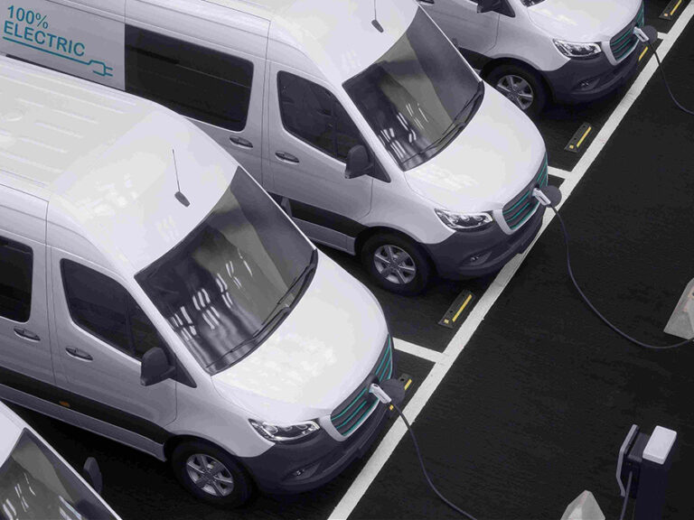 EY–Eurelectric: Η ηλεκτροκίνηση των εταιρικών στόλων στην Ευρώπη μπορεί να εξοικονομήσει σχεδόν €250 δισ.