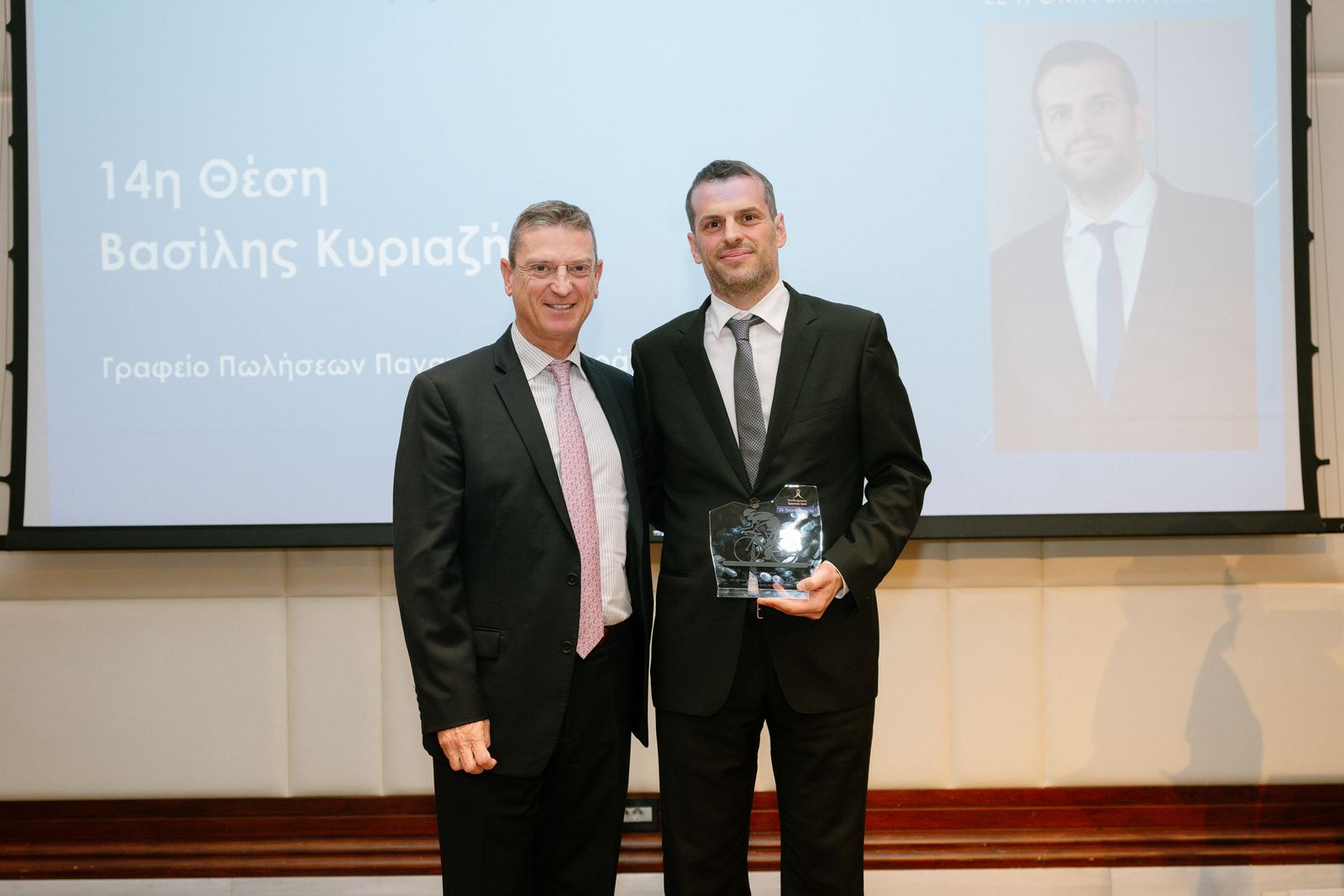 Επιθεώρηση Χρήστου Χρυσολόγου: Σε μόνιμη δυναμική Τροχιά Επιτυχίας!