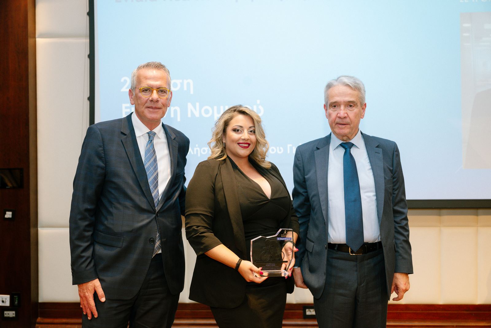 Επιθεώρηση Χρήστου Χρυσολόγου: Σε μόνιμη δυναμική Τροχιά Επιτυχίας!